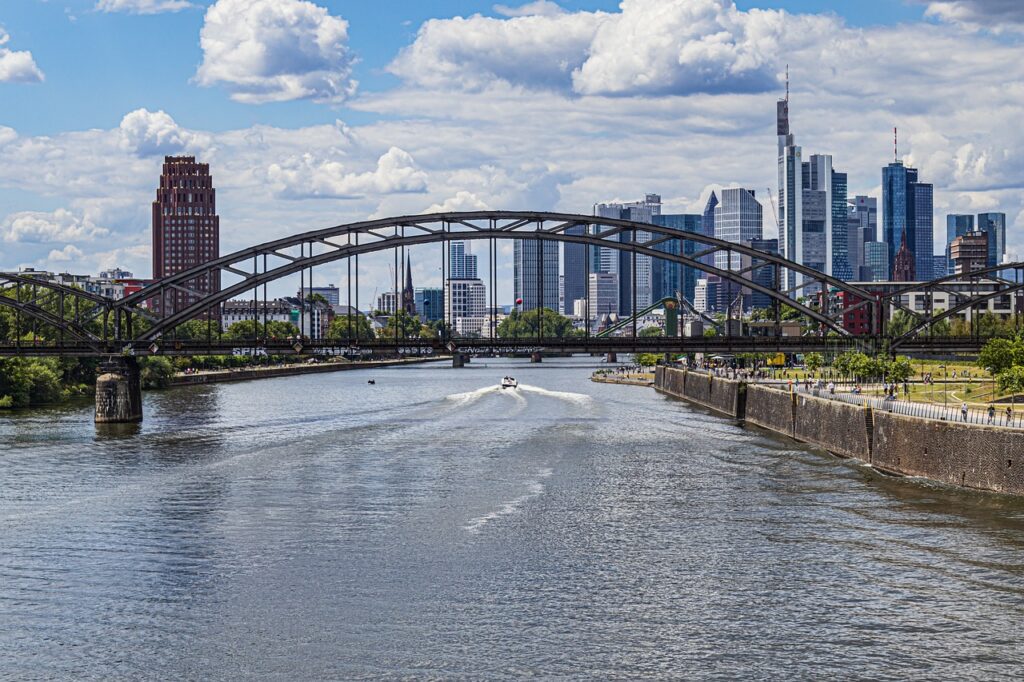 Frankfurt nad Menem Frankfurt am Main