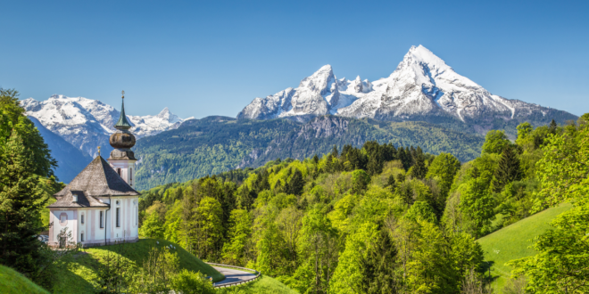 Park Narodowy Berchtesgaden: Malownicze Widoki i Wysokie Szczyty Południowo-Wschodnich Niemiec
